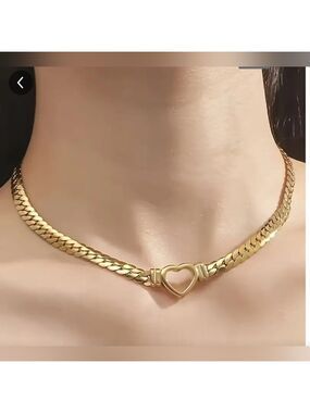 Stainless Steel Gold Plated Heart Pendant Non-Tarnish High Quality Necklace
